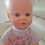 Crawling electronic baby doll Image 2