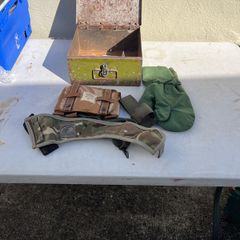 Army box and contents