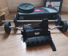 Weight plates and bars