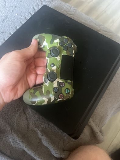 ps4 with controller and all cables