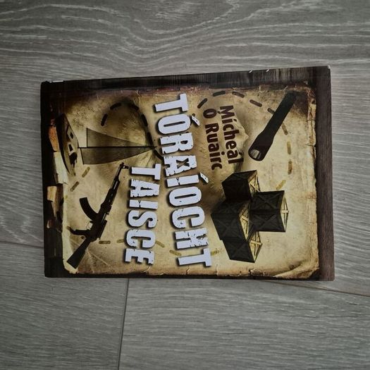 Toraiocht Taisce book
