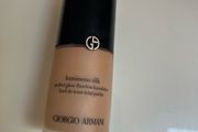 Armani Luminous Silk Foundation