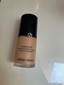 Armani Luminous Silk Foundation