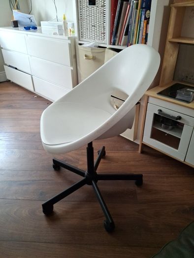 desk chair