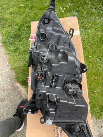 Nissan qashqai headlights