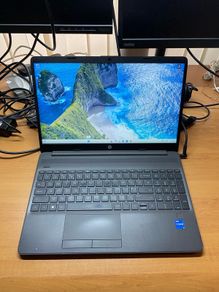 HP Laptop i5 pro 12gen 8/256 windows 11