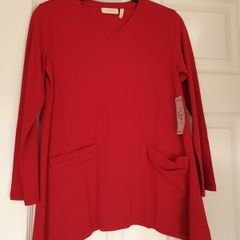 BNWT - HALF PRICE - Age 6 / 7 Years - LOGO Littles by Lori Goldstein - Asymmetric Top - Original Cost Euro 12