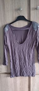 Grey Top with Sequins Fits 6/8/10