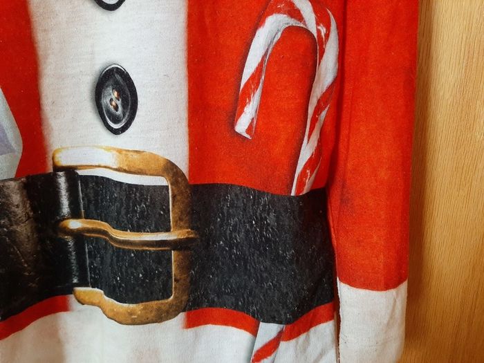 Boys Christmas Santa top 6-7 yr