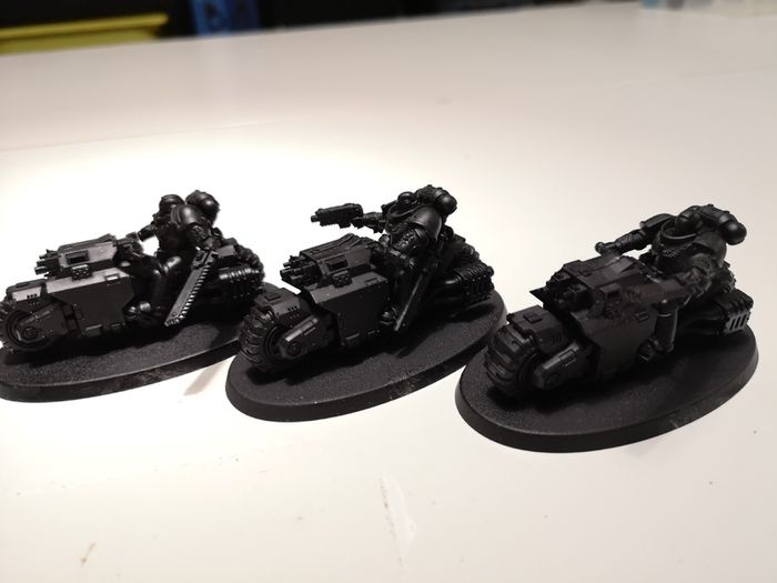 Primaris Outriders - Warhammer 40k