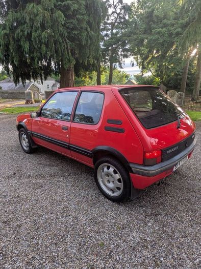 1988 Peugeot 205