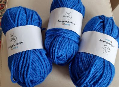 Chunky blue yarn