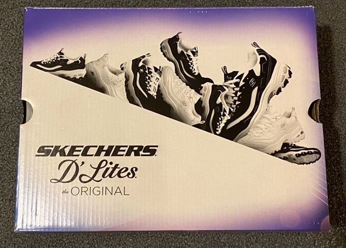 Skechers Women's D'Lites Black with Gold Trim Size UK 5 Eur 38 BNIB