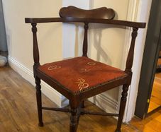 Edwardian corner chair