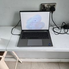 Dell Latitude 7440 Windows 11 Pro 16gb_512gb mint condition 6 months warranty left Grade A condition specs in photos