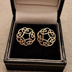 9ct celtic  circle gold stud earrings