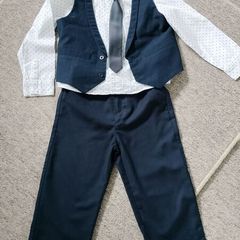 Boys suit 5 to 6