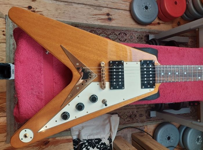 Epiphone Flying V Guitar