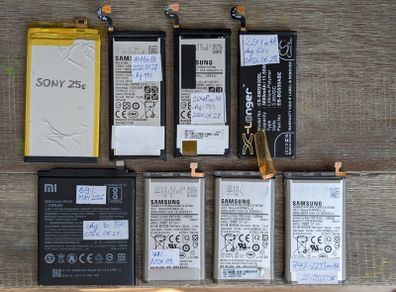 Old phone batteries lot (Samsung, Sony, Xiaomi)