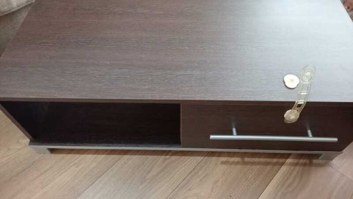 Tv unit