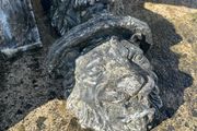 Lions garden ornament statue wall/pillar mounts