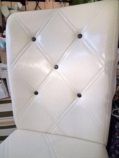 Glass top table and 4 leather chairs