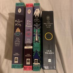 (1990's) Paperback Lord of the rings trilogy & the hobbit book lot