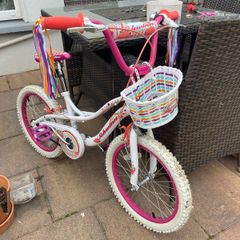 18-inch girls bike in near-perfect condition