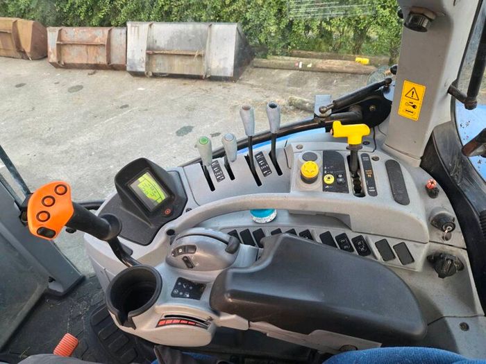 Newholland t6070
