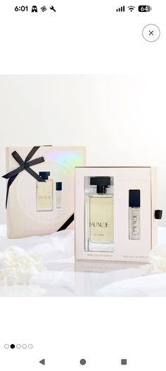 women's perfume / fragrance
