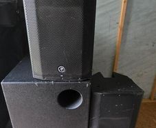 Mackie Thump Speakers and 18" Sub Package Deal