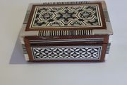 Trinket box inlaid abalone