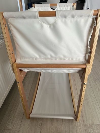 Snuzpod 4 with cot mobile and mattress protector