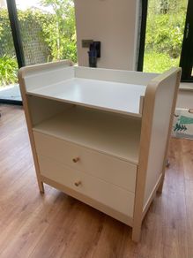 Changing Table