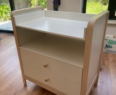 Changing Table