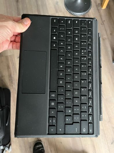 surface pro 7 type cover