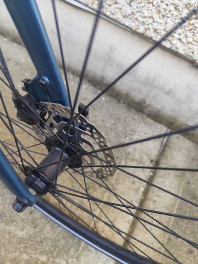 Ridgeback Element Hybrid Bike XL 21 inch Blue  Excellent Condition  and Child Seat and Extras