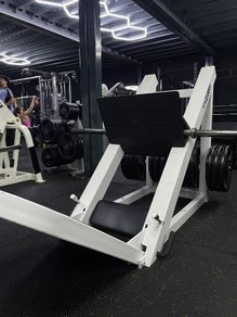 Cybex Gen 1 - 45 Degree Leg press (REFURBISHED)