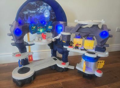 Batman Batcave