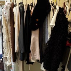 22 Units Women Clothing Bundle Size M