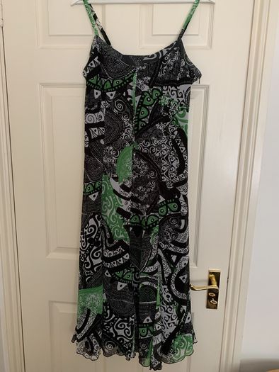 Kapalua MIdi Dress in Black/Green/White
