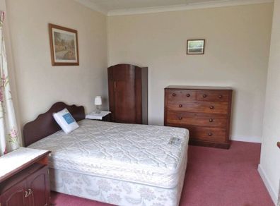Bed - Base, Mattress & Headboard - 4'6"