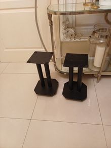 A pair of sturdy Speaker Stand
