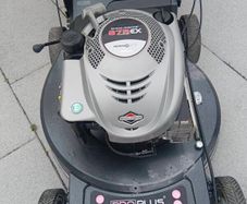 Pro Plus self drive lawnmower with Briggs and stratton engine 675 series 190 cc and 23 inch aluminium body cut in excellent working condition with full service.