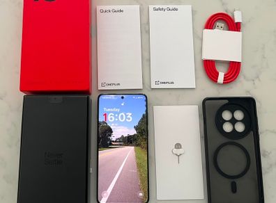 Mint Condition OnePlus 13 512gb + 16Gb Ram