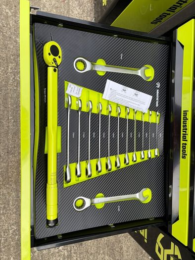 Brand New 7-drawer Tool Chest - Fully Loaded With Tools!