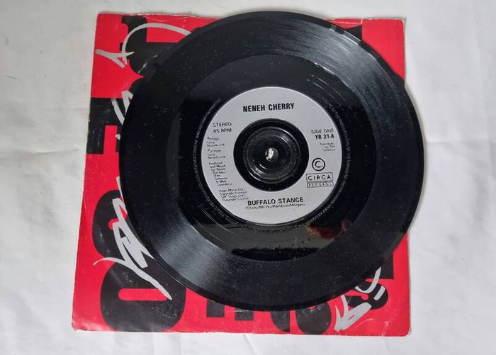 Neneh Cherry, Buffalo Stance 7" Vinyl Single (1988)
