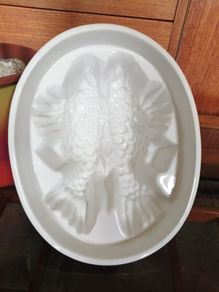 Vintage Kitchenalia Moulded Fish Terrine Dish