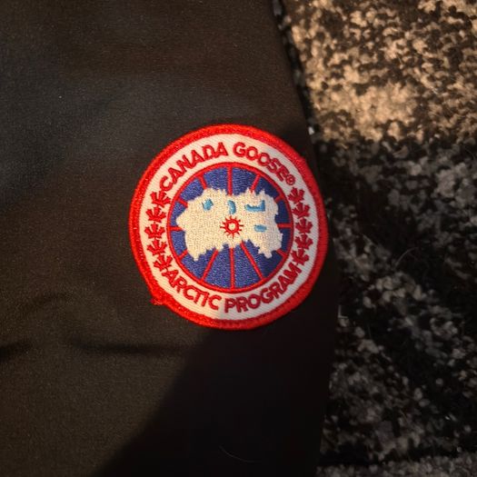 Canada Goose - (Budget Friendly) size XXL (would fit large and up)
