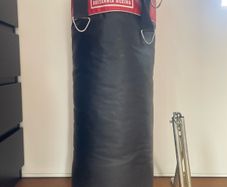 BBE 3ft punchbag.